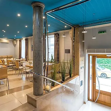 Apart Otel Blue Swan 4*