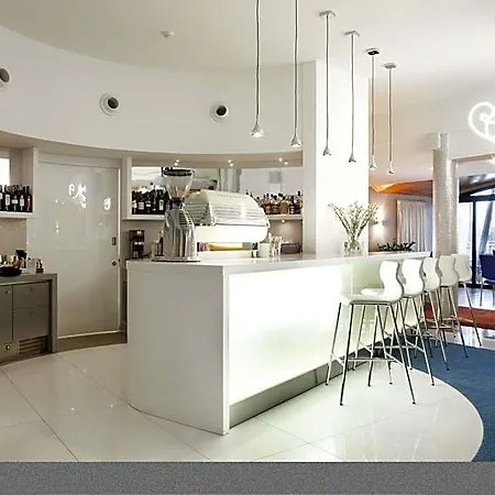 Blue Swan 4* Krakow
