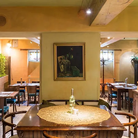 Blue Swan شقة فندقية