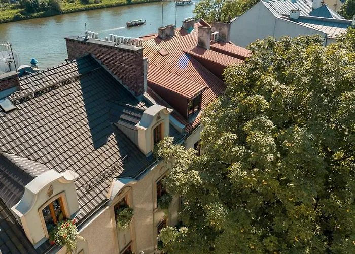 Aparthotel Blue Swan 4*